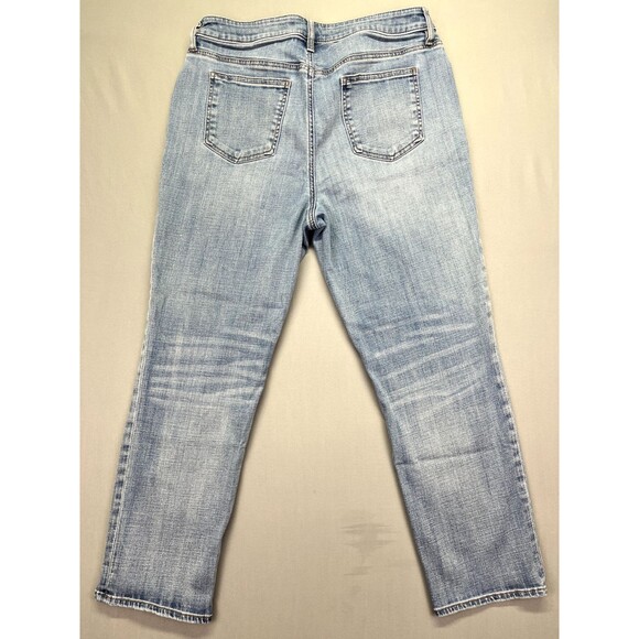 Chico’s Light Wash Blue So Slimming Girlfriend Slim Leg Crop Jeans Size 30"‎ - Picture 10 of 13